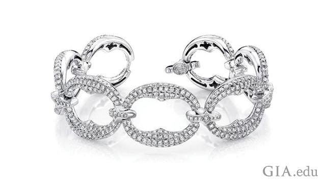 Image of white gold bracelet featuring hundreds of melee. Image of white gold bracelet featuring hundreds of melee.
