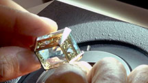 241433-GIA-Jewelry-forensics-216x122.jpg
