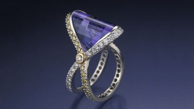 9.62-ct. Tanzanite