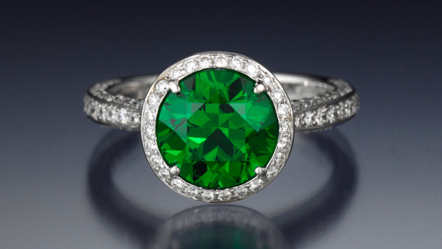 3.20カラットDemantoid (デマントイド)ガーネット 3.20カラットDemantoid (デマントイド)ガーネット