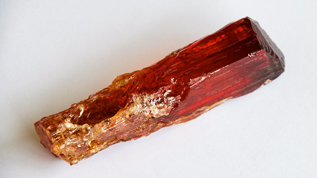 SP16-GNI-Figure-20_198753-636x358.jpg. The Imperial topaz crystal before carving