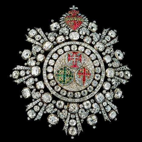 Badge from Portuguese crown jewels with Brazilian diamonds Badge from Portuguese crown jewels with Brazilian diamonds