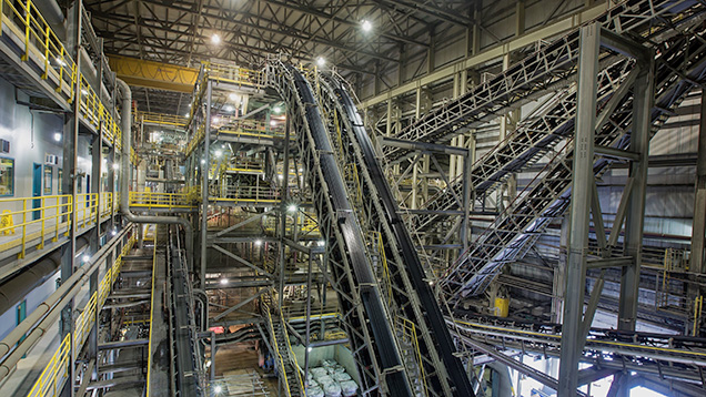 Inside Diavik’s ore processing plant Inside Diavik’s ore processing plant