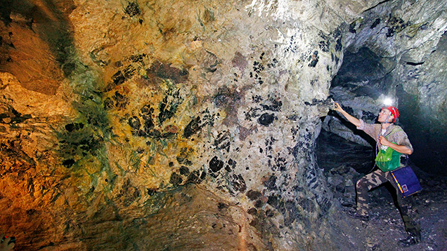 Figure 6. Underground exposure of the Dada pegmatite at the Pederneira mine near Governador Valadares, Minas Gerais, Brazil, showing black crystals of schorl tourmaline along with other minerals. Photo by Andrea Dini; courtesy of Federico Pezzotta. Figure 6. Underground exposure of the Dada pegmatite at the Pederneira mine near Governador Valadares, Minas Gerais, Brazil, showing black crystals of schorl tourmaline along with other minerals. Photo by Andrea Dini; courtesy of Federico Pezzotta.