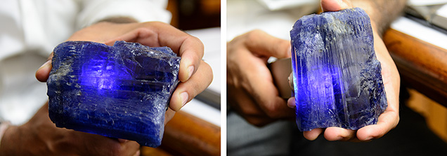Observing pleochroism in rough tanzanite