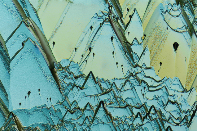 Growth features observed on titanite surface.